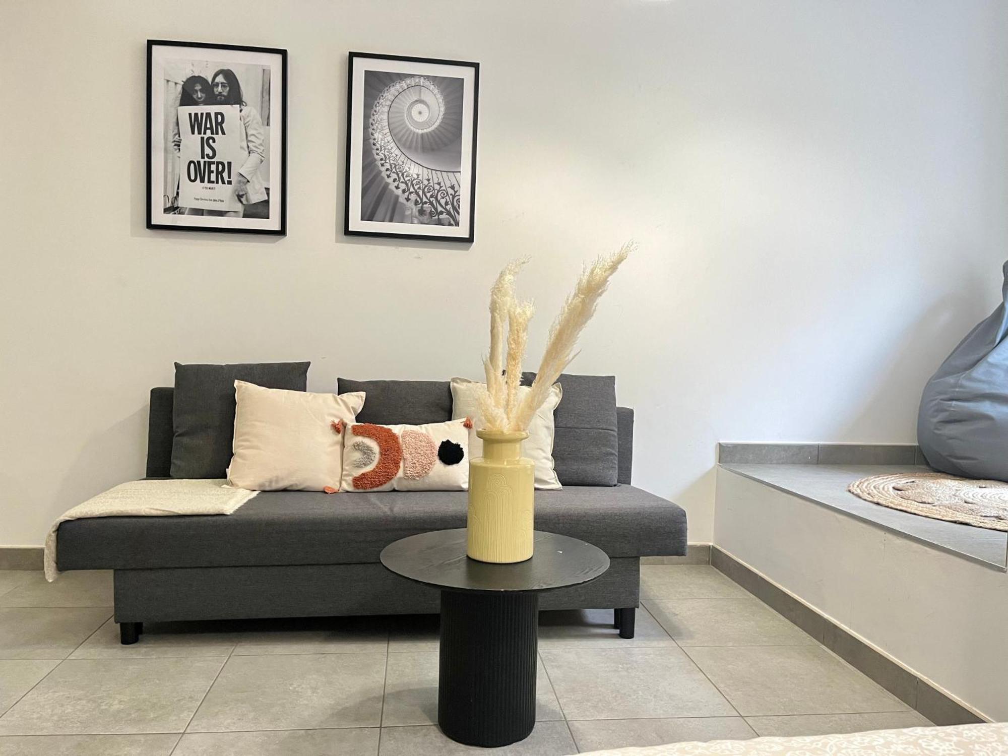 Suite Danbury Lyon Luaran gambar