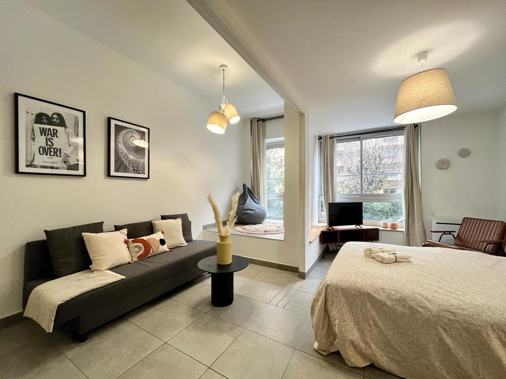 Suite Danbury Lyon Luaran gambar
